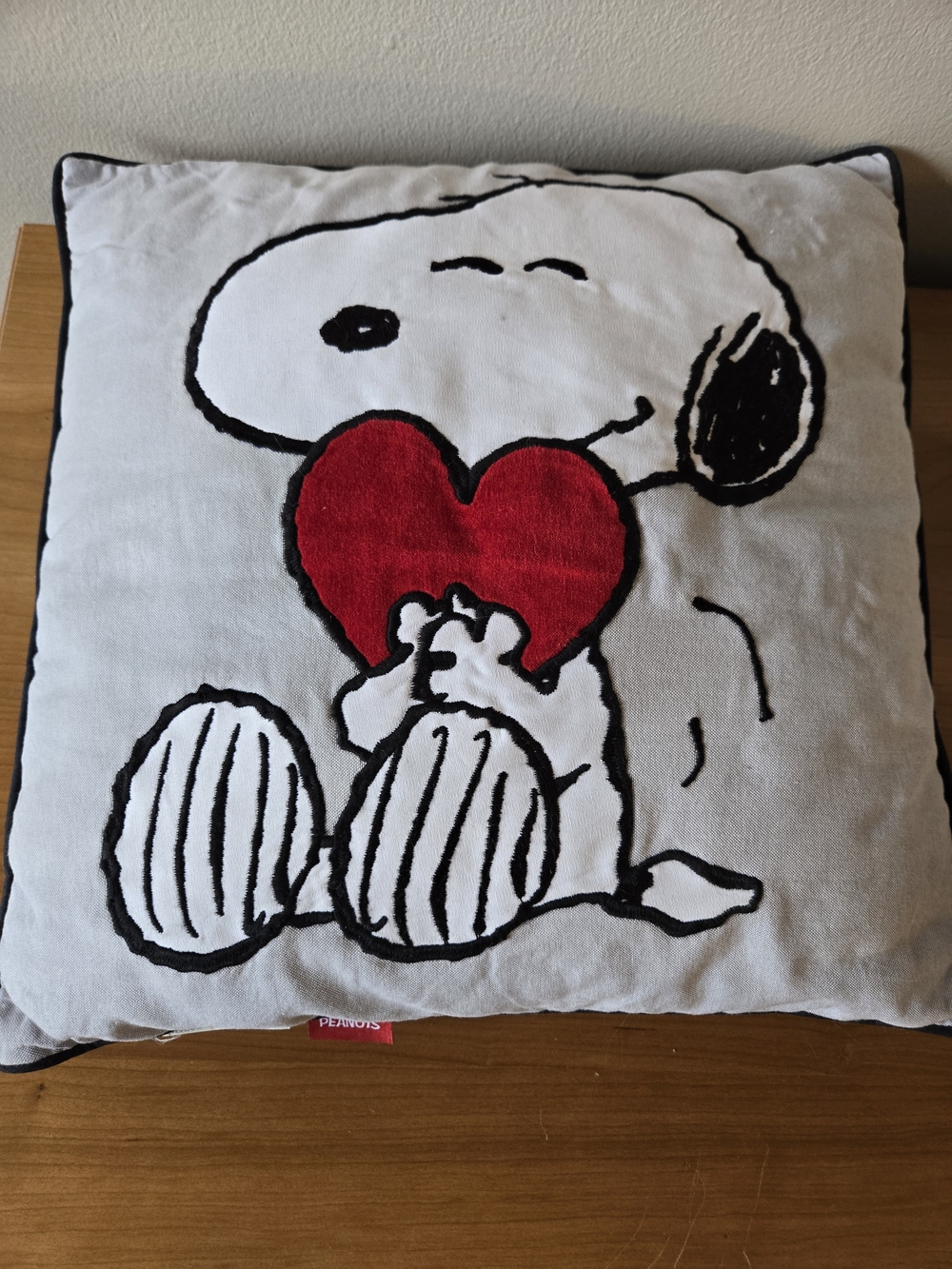 Peanuts Snoopy Pillow with Red Heart on White